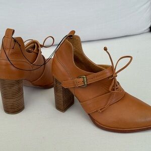 Bali ELF Josephine Lace up Leather Booties Heel Buckle Brown  Artisan Chic 8.5